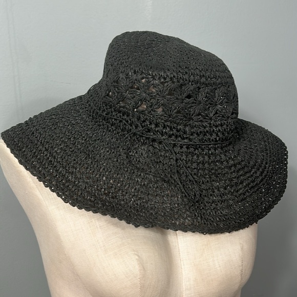 4.5 Inch Flat Brim Fancy Straw Hat - Black - Picture 3 of 9